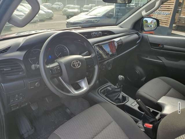 Toyota Hilux 4x4 Double Cab Duty