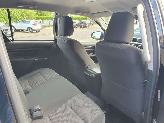 Toyota Hilux 4x4 Double Cab Duty