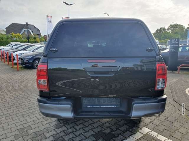 Toyota Hilux 4x4 Double Cab Duty