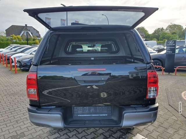 Toyota Hilux 4x4 Double Cab Duty