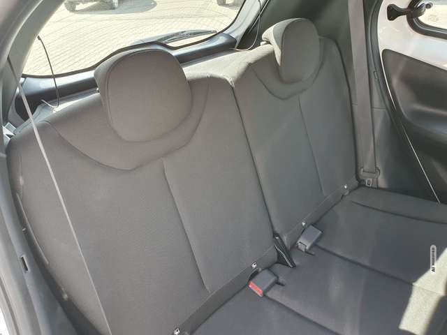 Toyota Aygo X Play