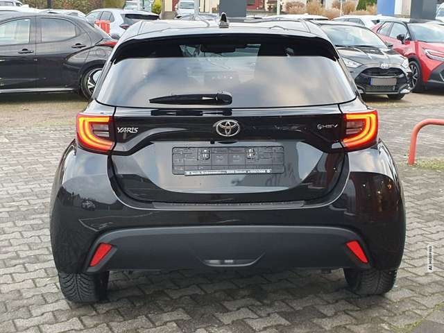 Toyota Yaris Hybrid 116 1.5 VVT-i Teamplayer