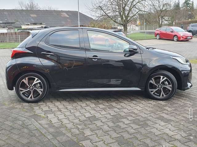 Toyota Yaris Hybrid 116 1.5 VVT-i Teamplayer