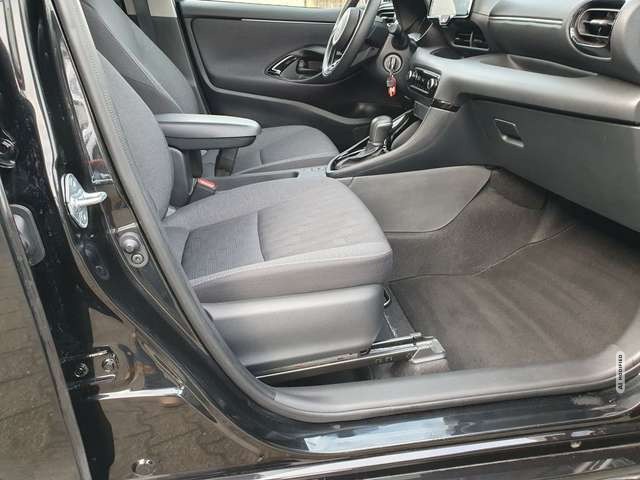 Toyota Yaris Hybrid 116 1.5 VVT-i Teamplayer