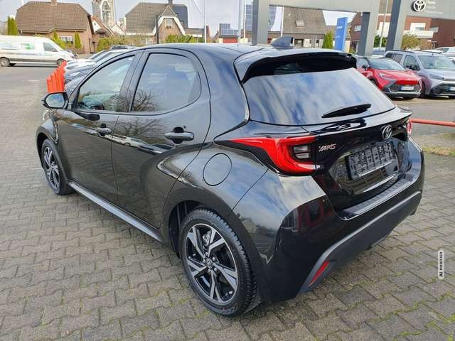 Toyota Yaris Hybrid 116 1.5 VVT-i Teamplayer