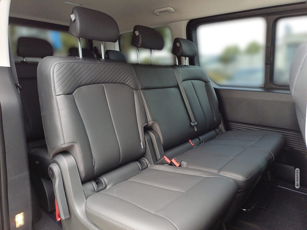 Hyundai Staria 1.6 T-GDI HEV 9-Sitzer Prime MY25 360° App Navi 