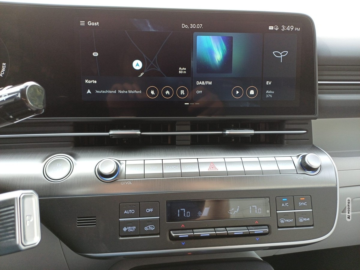 Hyundai KONA Elektro 65kWh Trend el. Heckklappe Assistenz-Paket LED