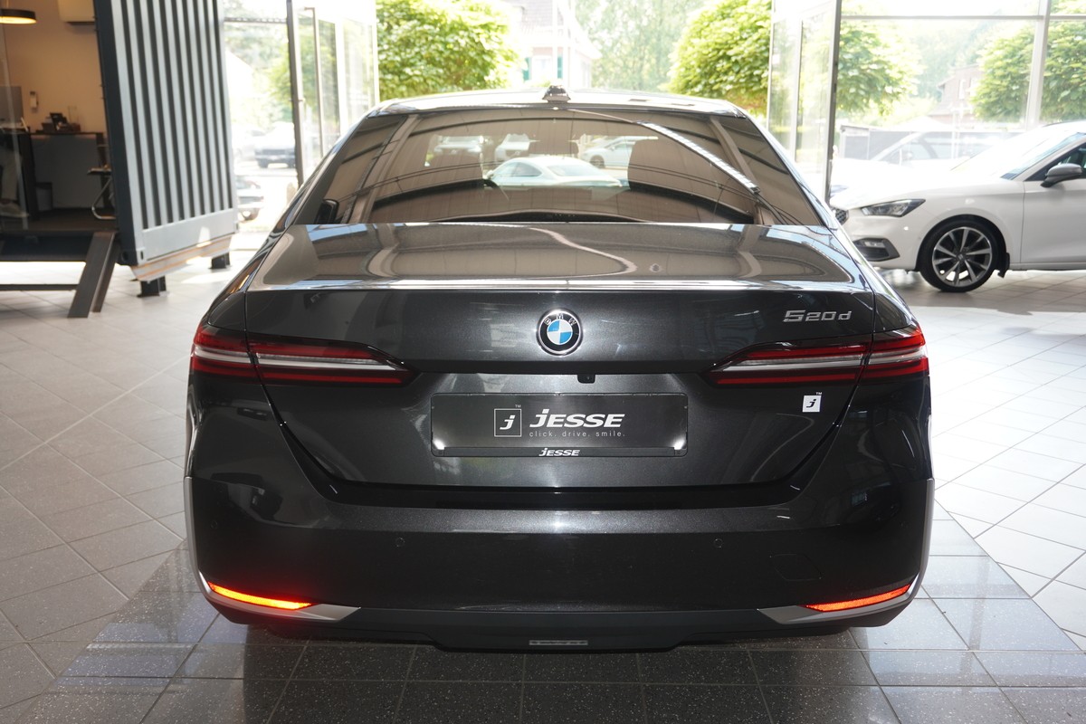 BMW 520 d LED HUD Gestik 360* H&K