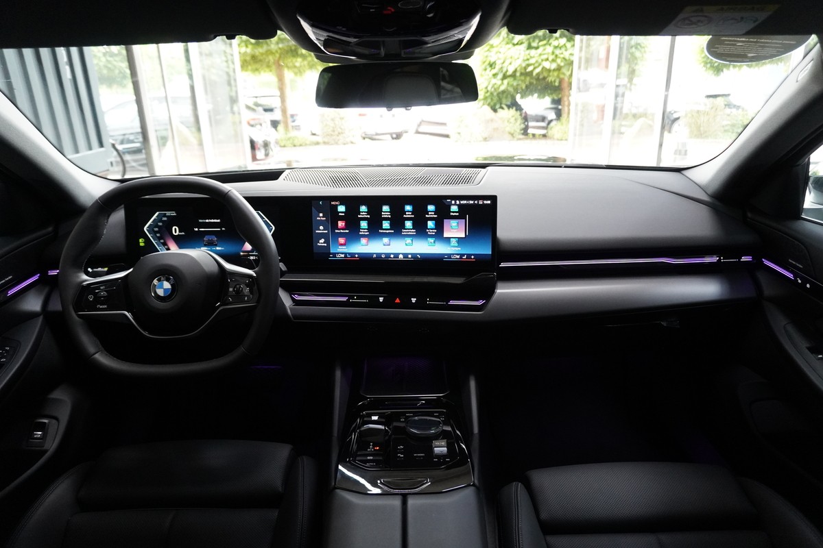 BMW 520 d LED HUD Gestik 360* H&K