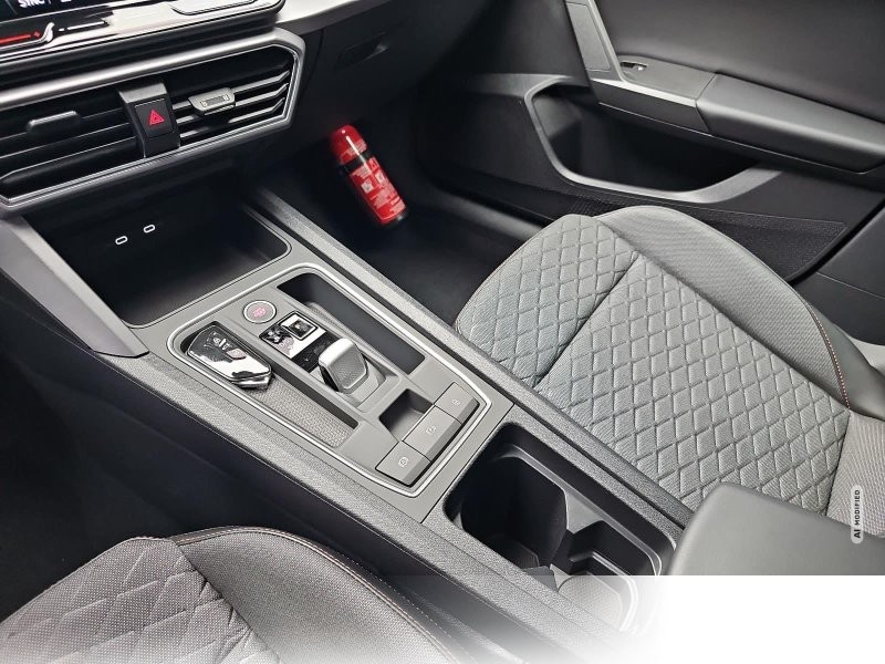 Seat Leon 1.5 eTSI DSG FR Navi LED Pano LM17