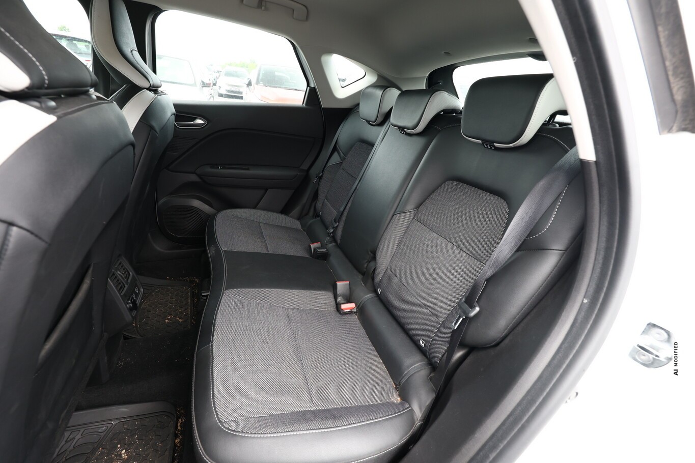 Renault Captur II 1.3 TCe 130 Intens LED Nav PDC Kam SHZ