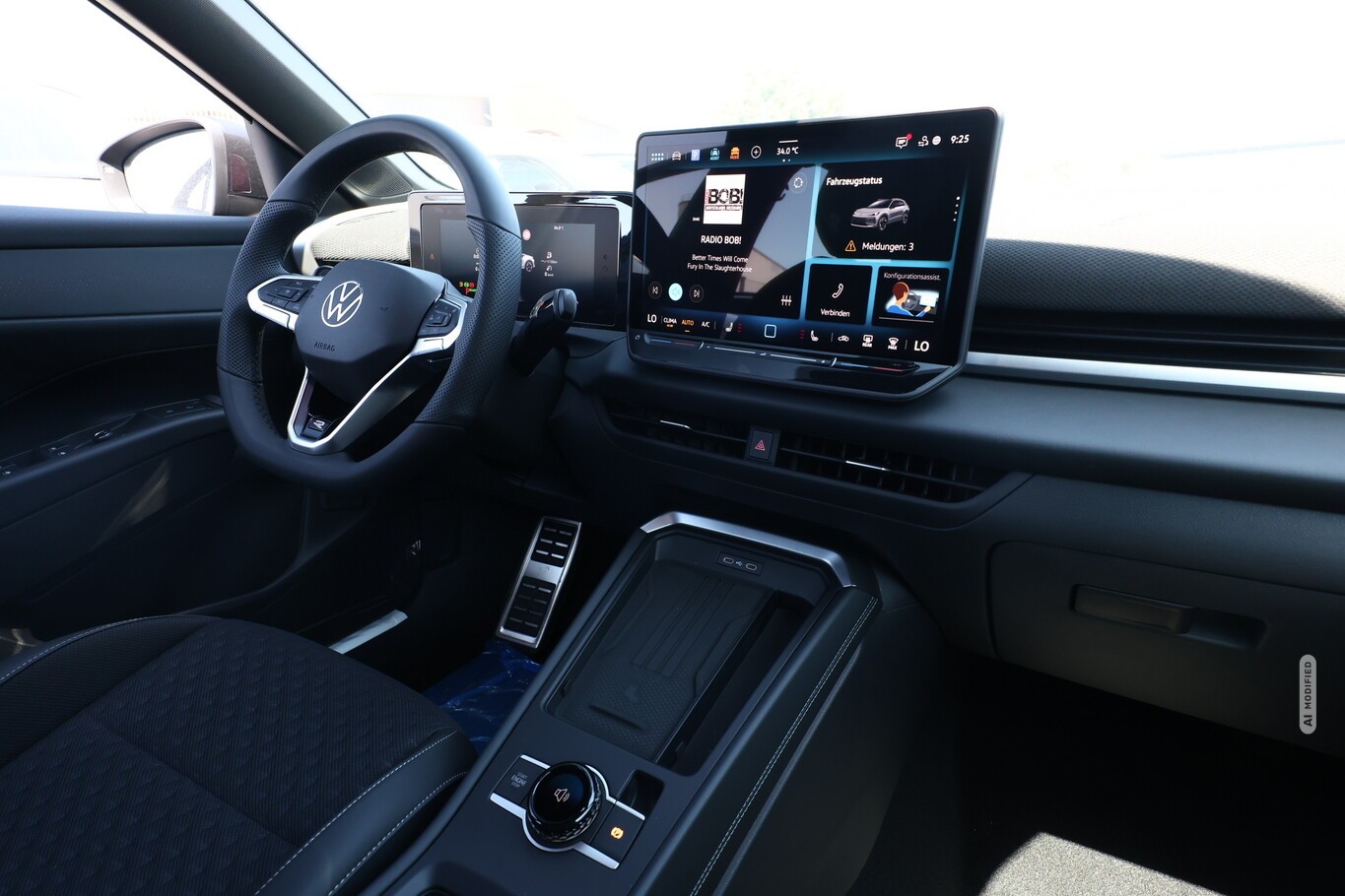 Volkswagen T-Roc R-Line EasyO 5JGar Kam SHZ PrivG ParkAss+