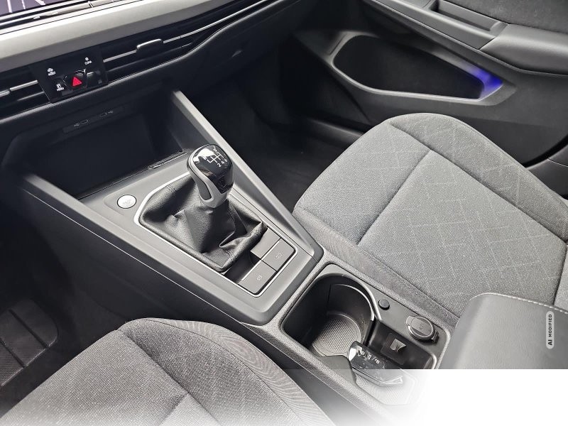Volkswagen Golf 1.0 TSI VIII Life Navi LED Kamera LM
