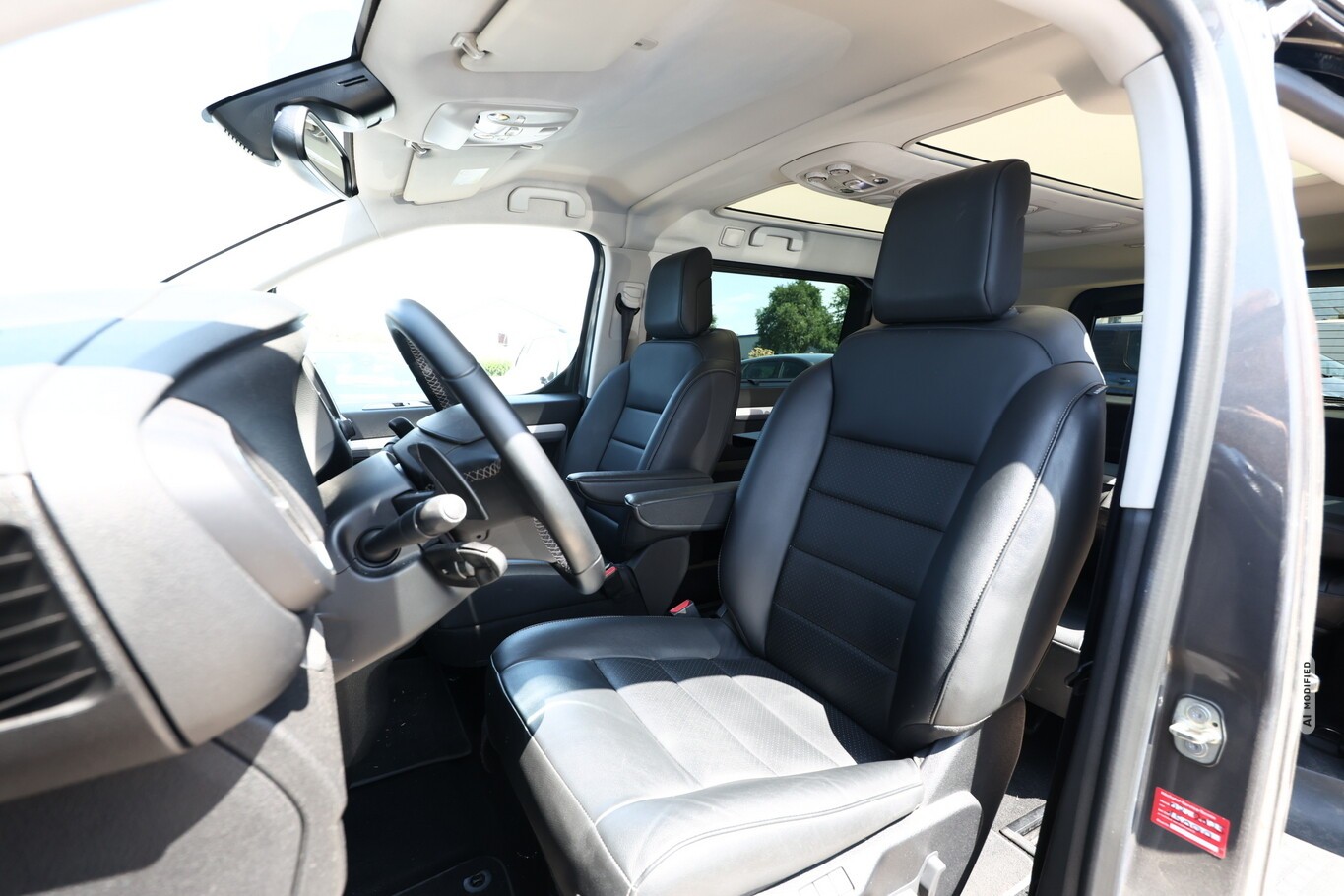Toyota Proace Verso 2.0 D-4D L1 Executive 7S Nav Pano