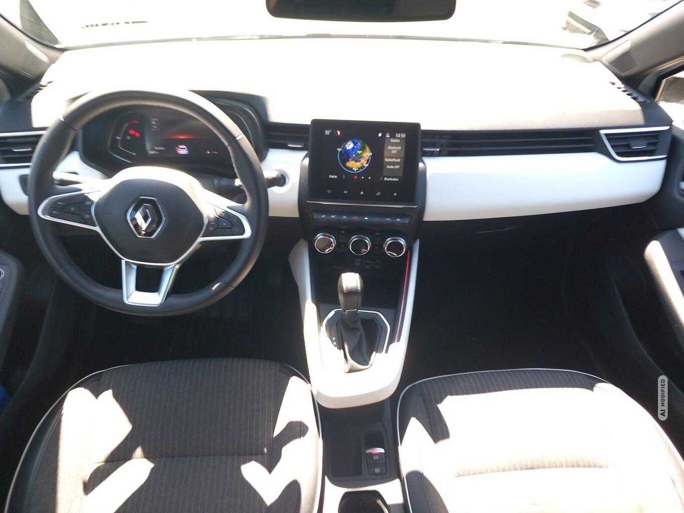 Renault Clio V 1.0 TCe 90 X-Tronic Techno Nav Kam360°