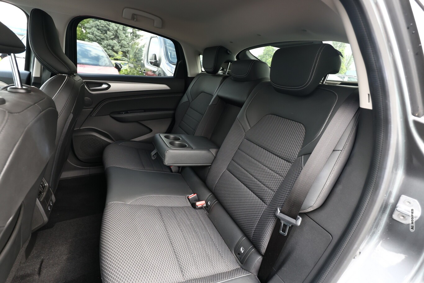 Renault Arkana 1.6 E-TECH 145 Intens LED Nav ParkAs ACC
