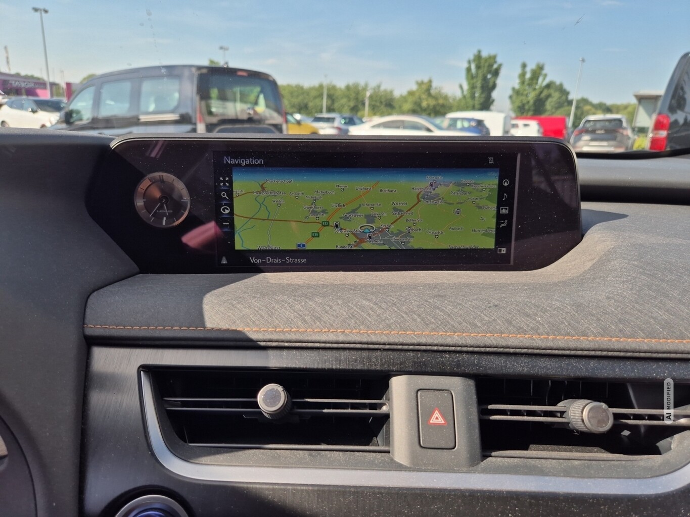 Lexus UX 250h Lury Line Matrix LED Pano Memory Kam
