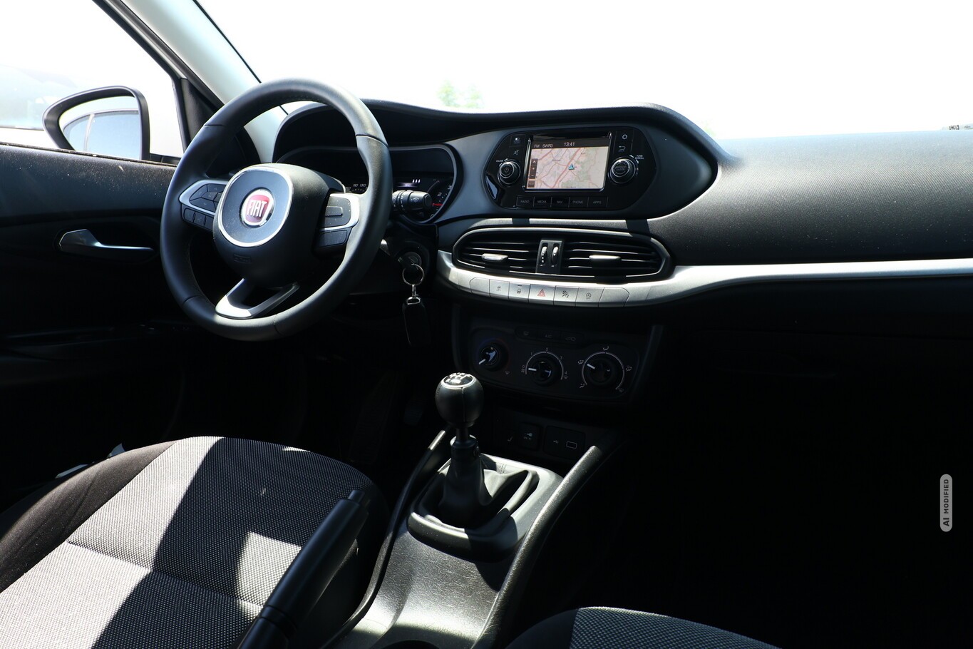 Fiat Tipo 1.4 T-Jet 120 Easy Nav PDC SHZ Klima LM16Z