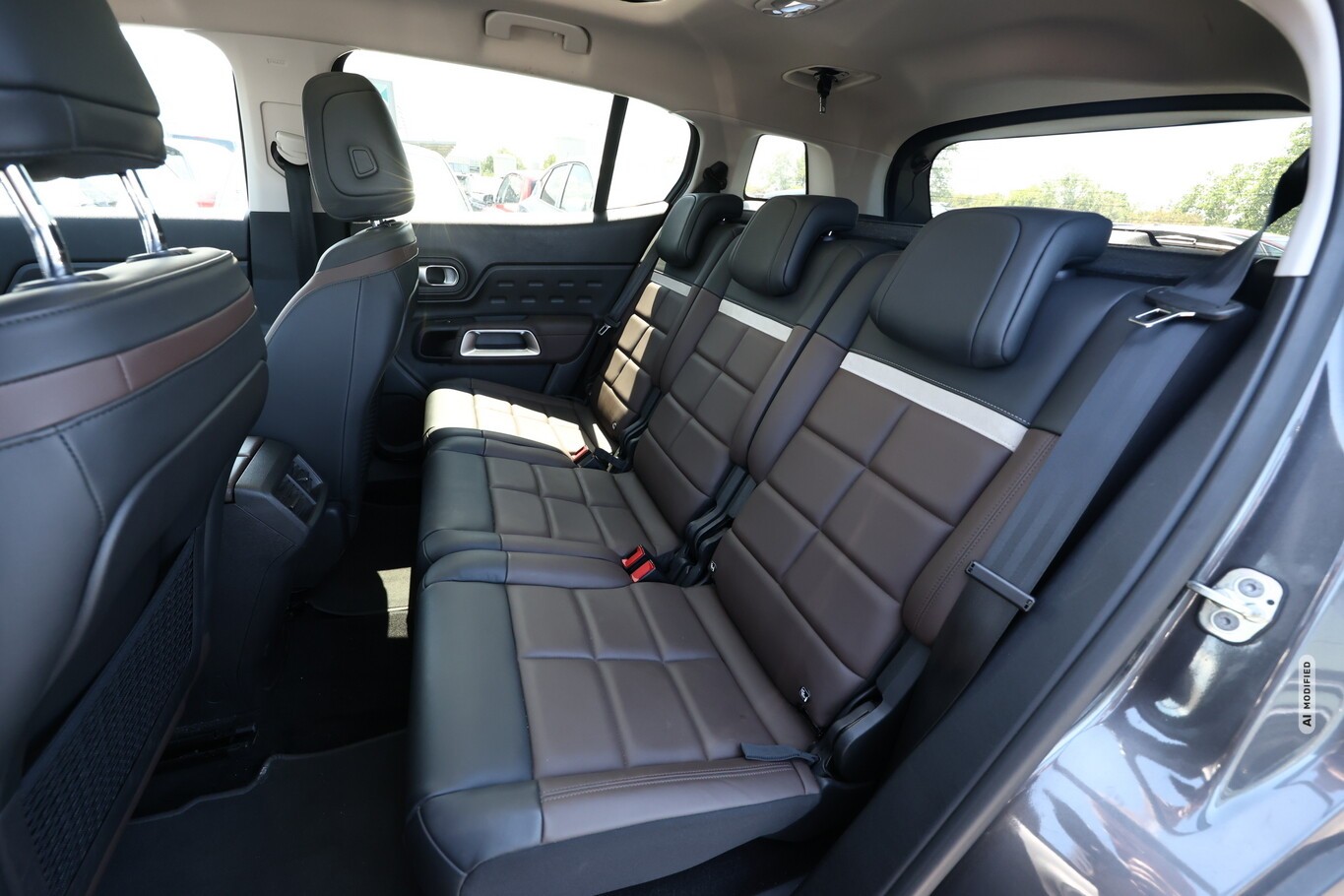 Citroën C5 Aircross 1.6 PureTech 180 Aut. Shine LED Nav