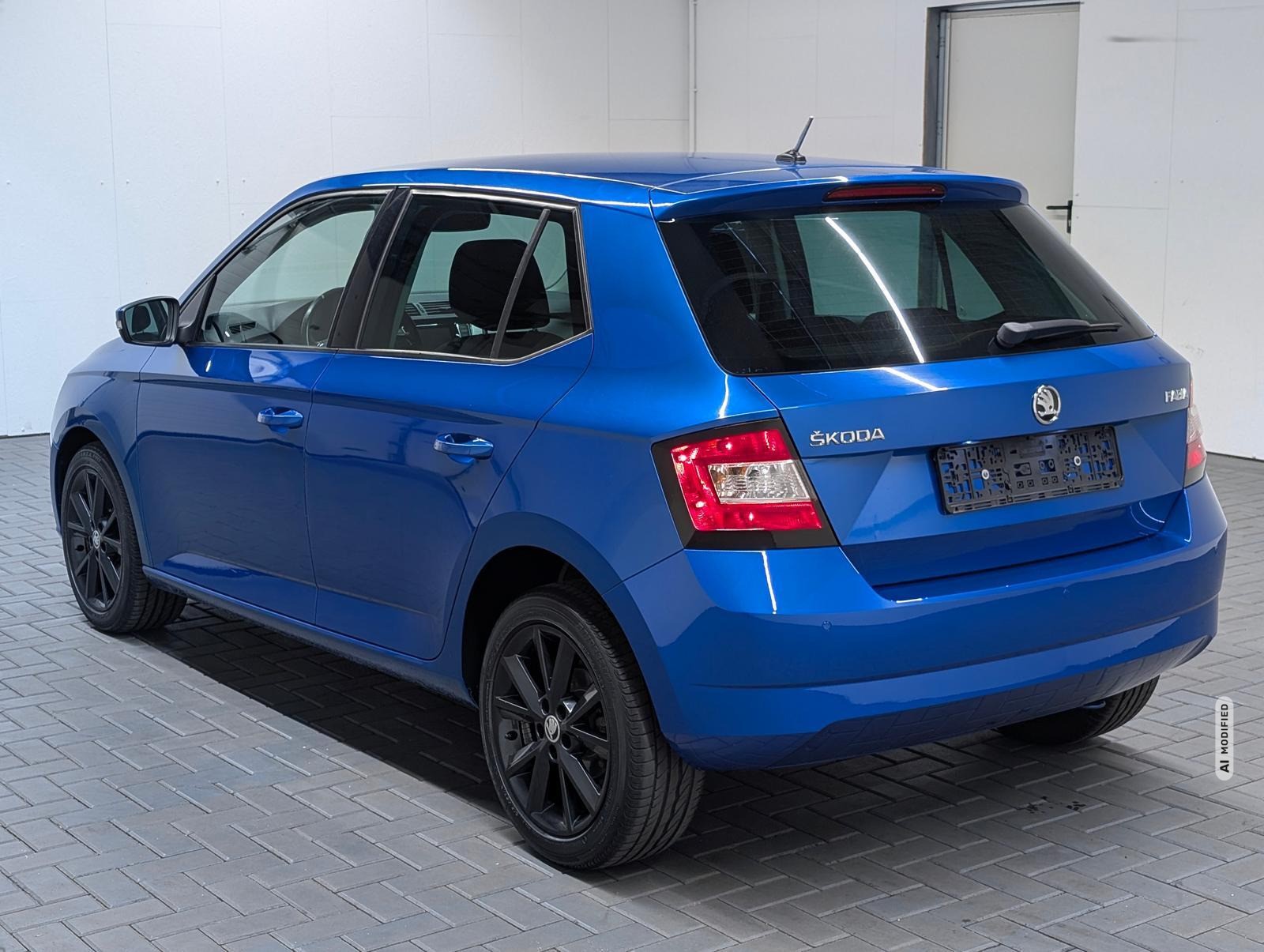 Skoda Fabia Style Smart-Link/Klimaaut./SHZ/PDC/16-LM