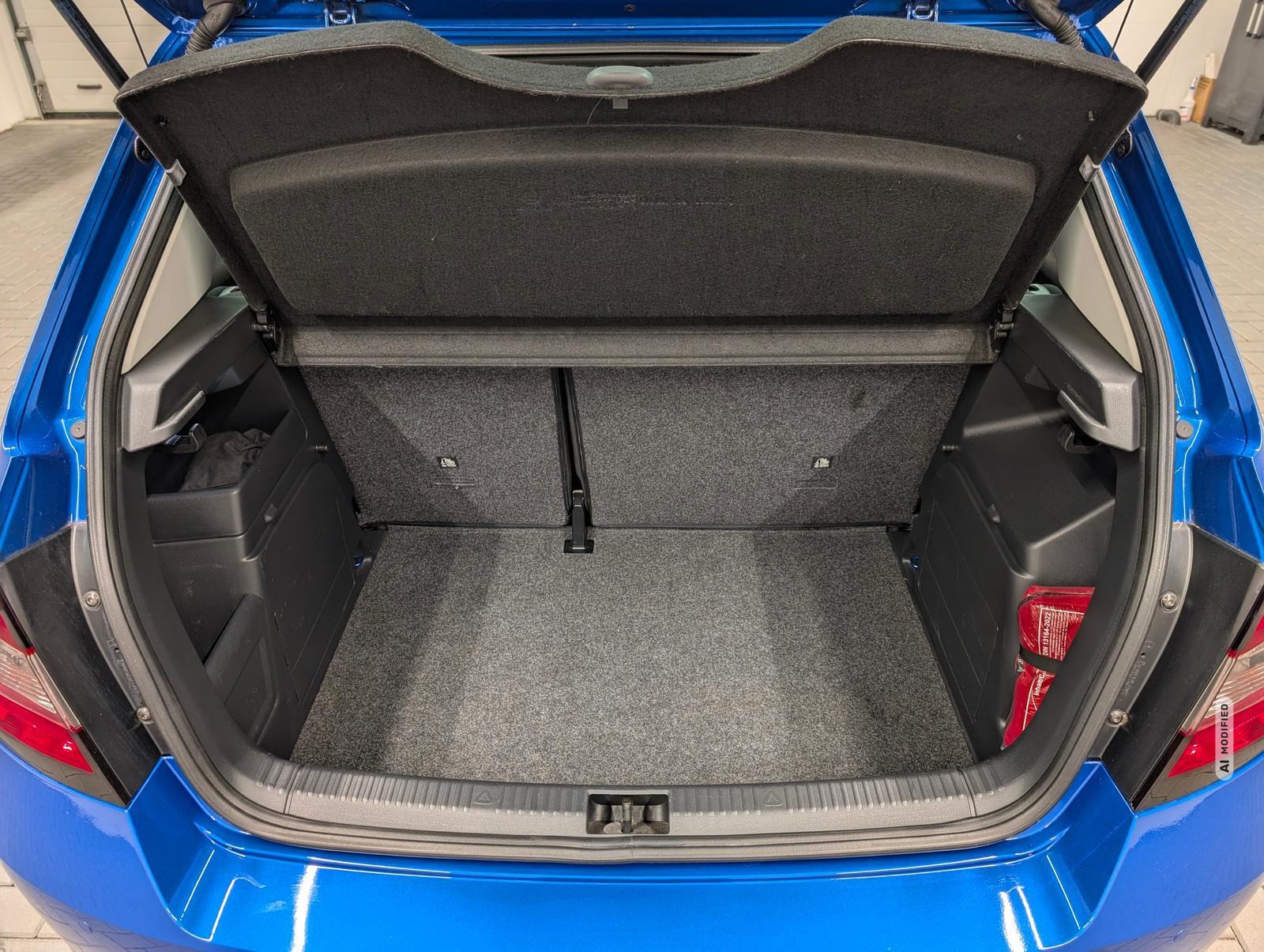 Skoda Fabia Style Smart-Link/Klimaaut./SHZ/PDC/16-LM