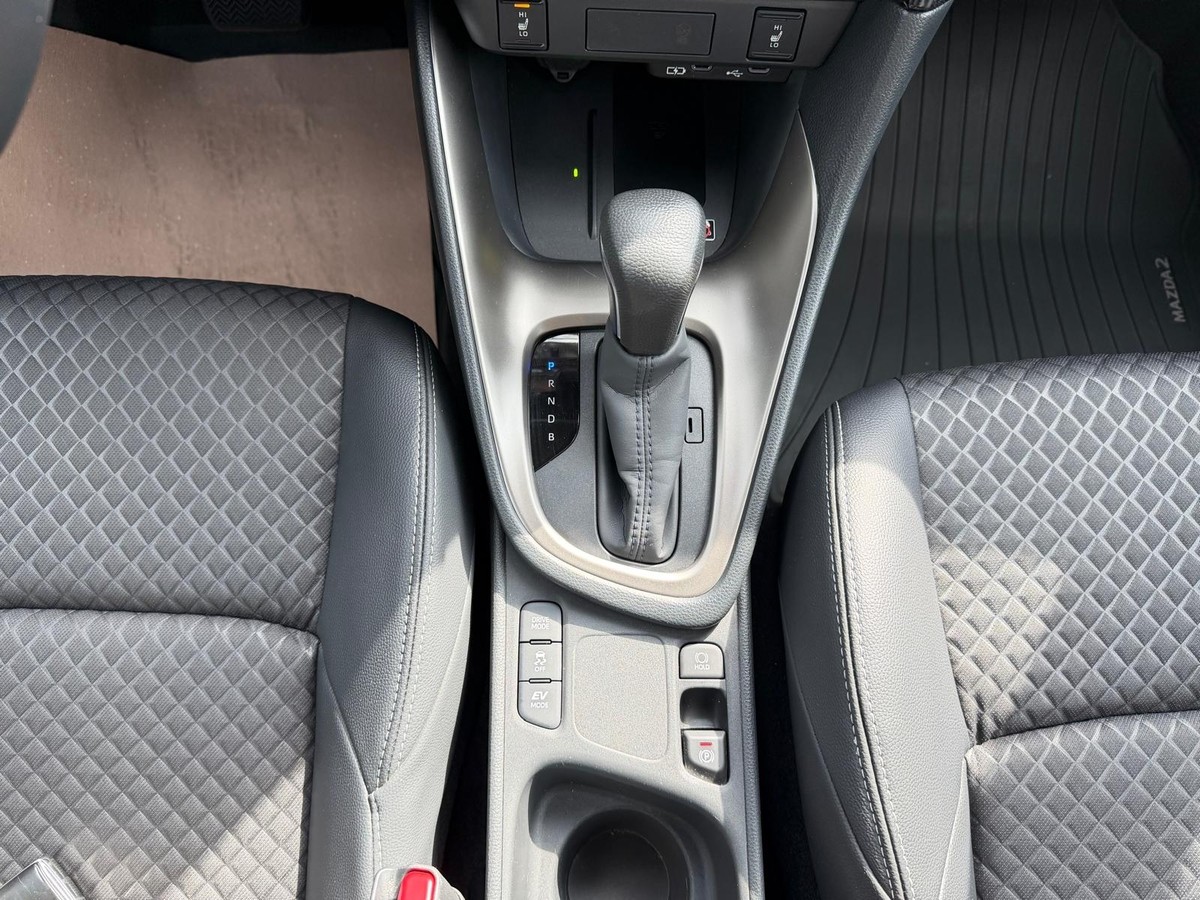 Mazda 2 1.5 Hybrid Homura, Vollfolierung, LED, Carplay, *AHK*