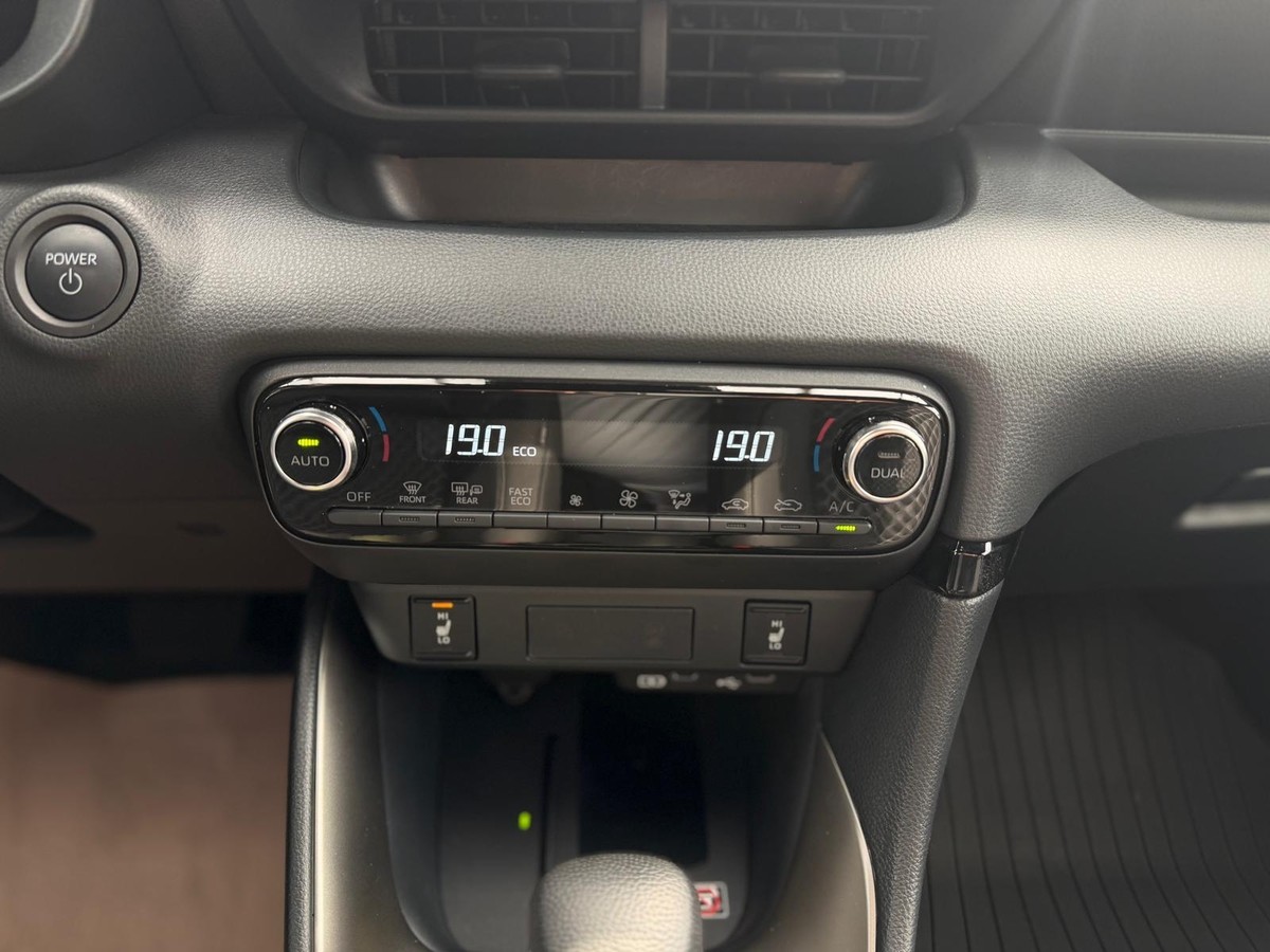 Mazda 2 1.5 Hybrid Homura, Vollfolierung, LED, Carplay, *AHK*