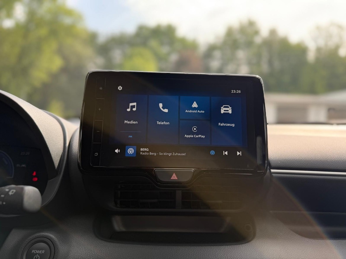 Mazda 2 1.5 Hybrid Homura, Vollfolierung, LED, Carplay, *AHK*