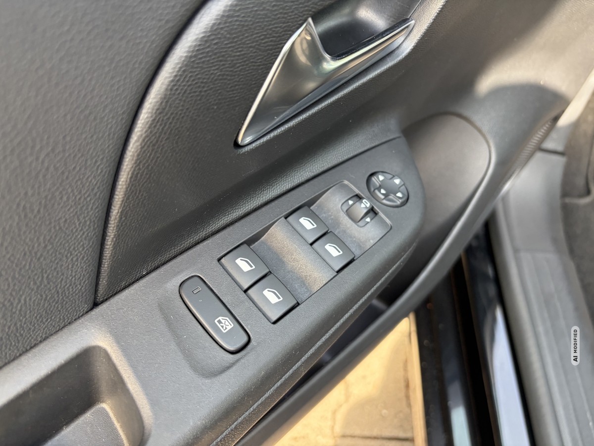 Opel Corsa F Elegance LED,Sitzheizung,Carplay
