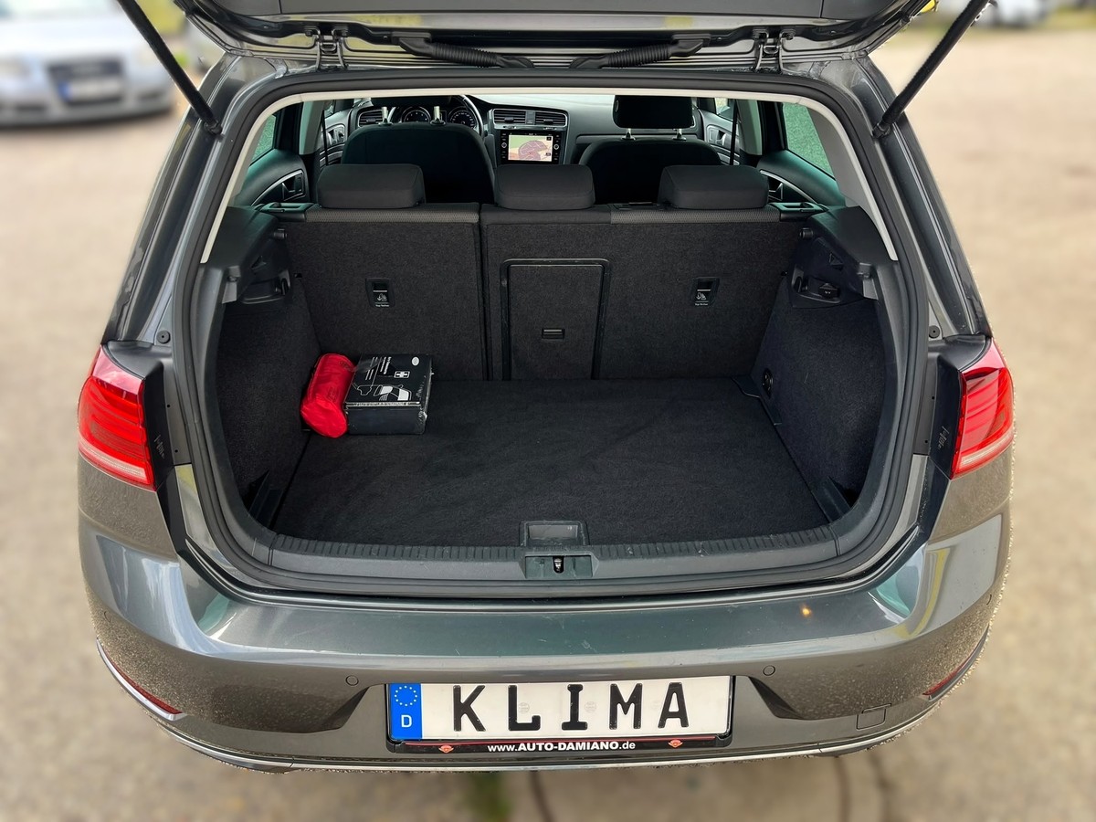 Volkswagen Golf VII 1.4 TSI BMT Comfortline *Navi*Sitzheizung*Allwetter