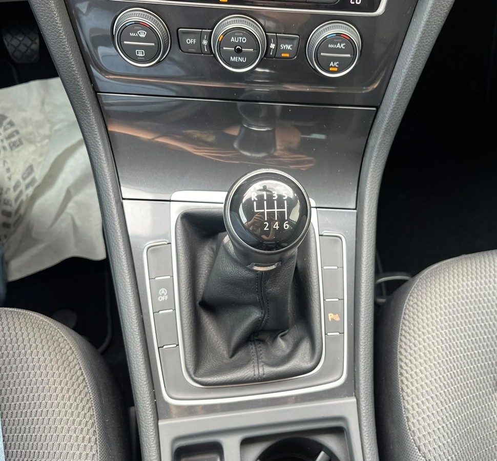 Volkswagen Golf VII 1.4 TSI BMT Comfortline *Navi*Sitzheizung*Allwetter