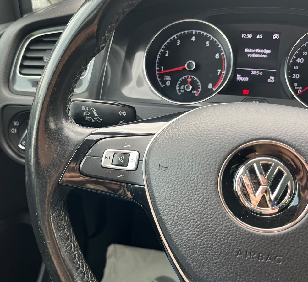 Volkswagen Golf VII 1.4 TSI BMT Comfortline *Navi*Sitzheizung*Allwetter
