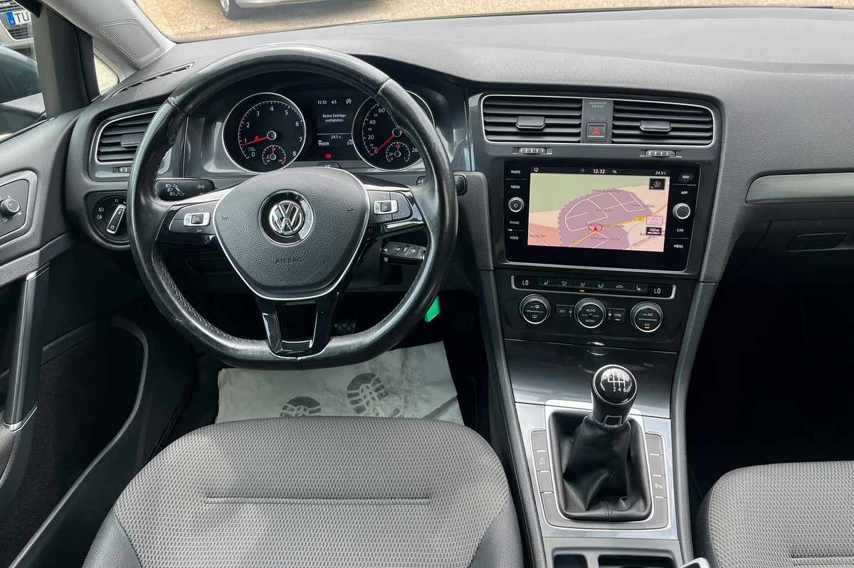 Volkswagen Golf VII 1.4 TSI BMT Comfortline *Navi*Sitzheizung*Allwetter