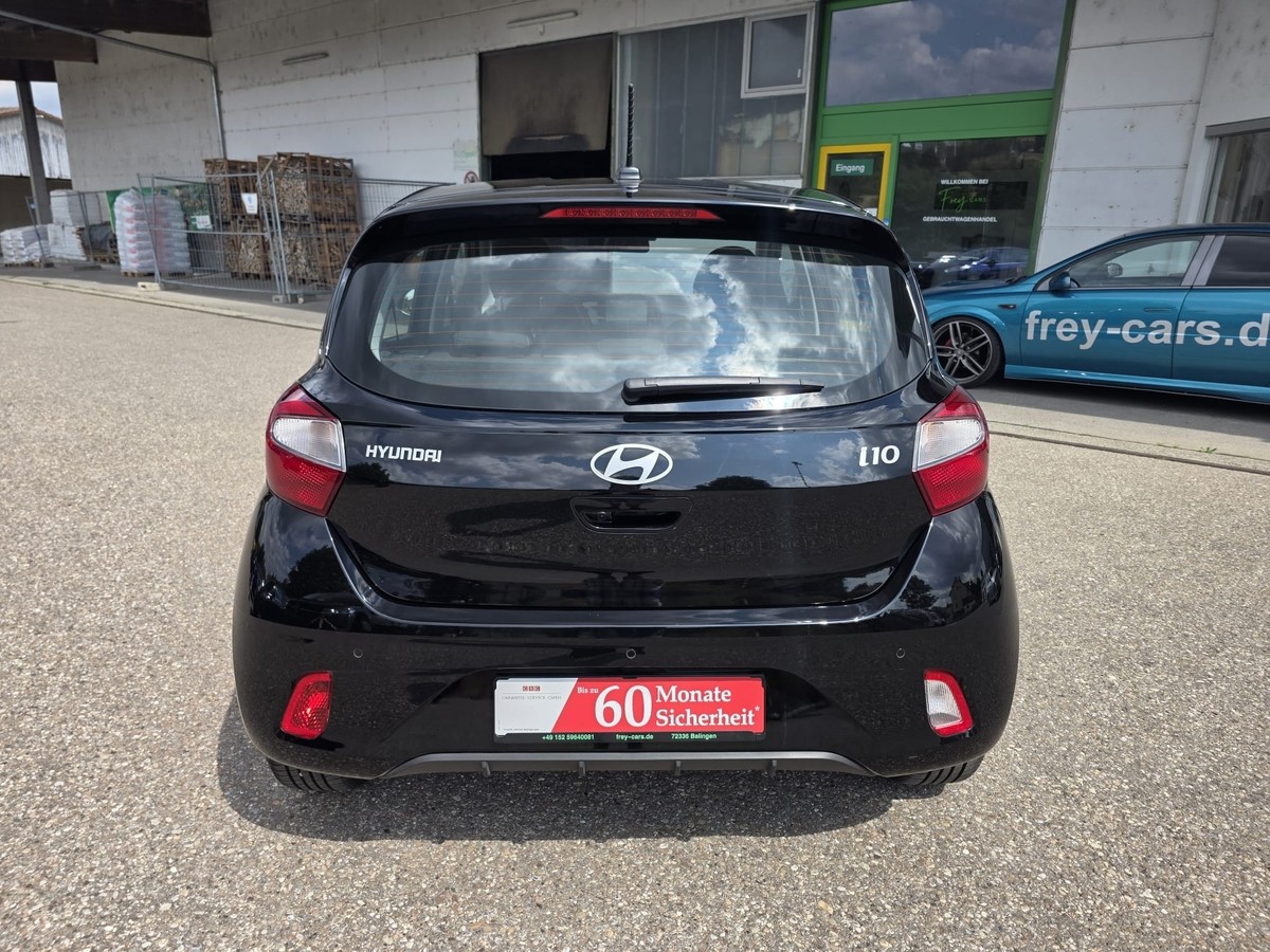 Hyundai i10 1.2 Trend/NAVI/RFC/TEMPO/SHZ+LHZ/CARPLAY/Werksgarantie