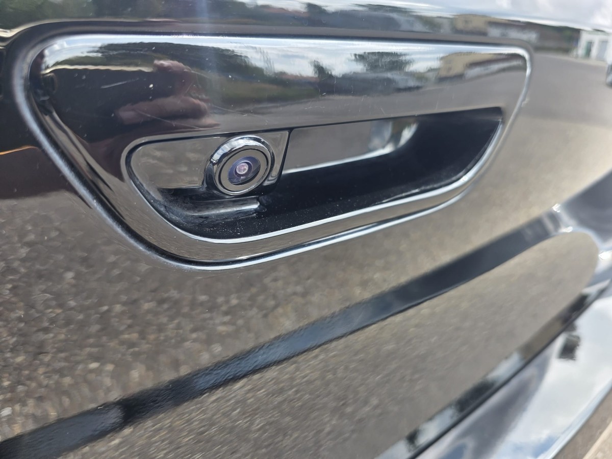 Hyundai i10 1.2 Trend/NAVI/RFC/TEMPO/SHZ+LHZ/CARPLAY/Werksgarantie