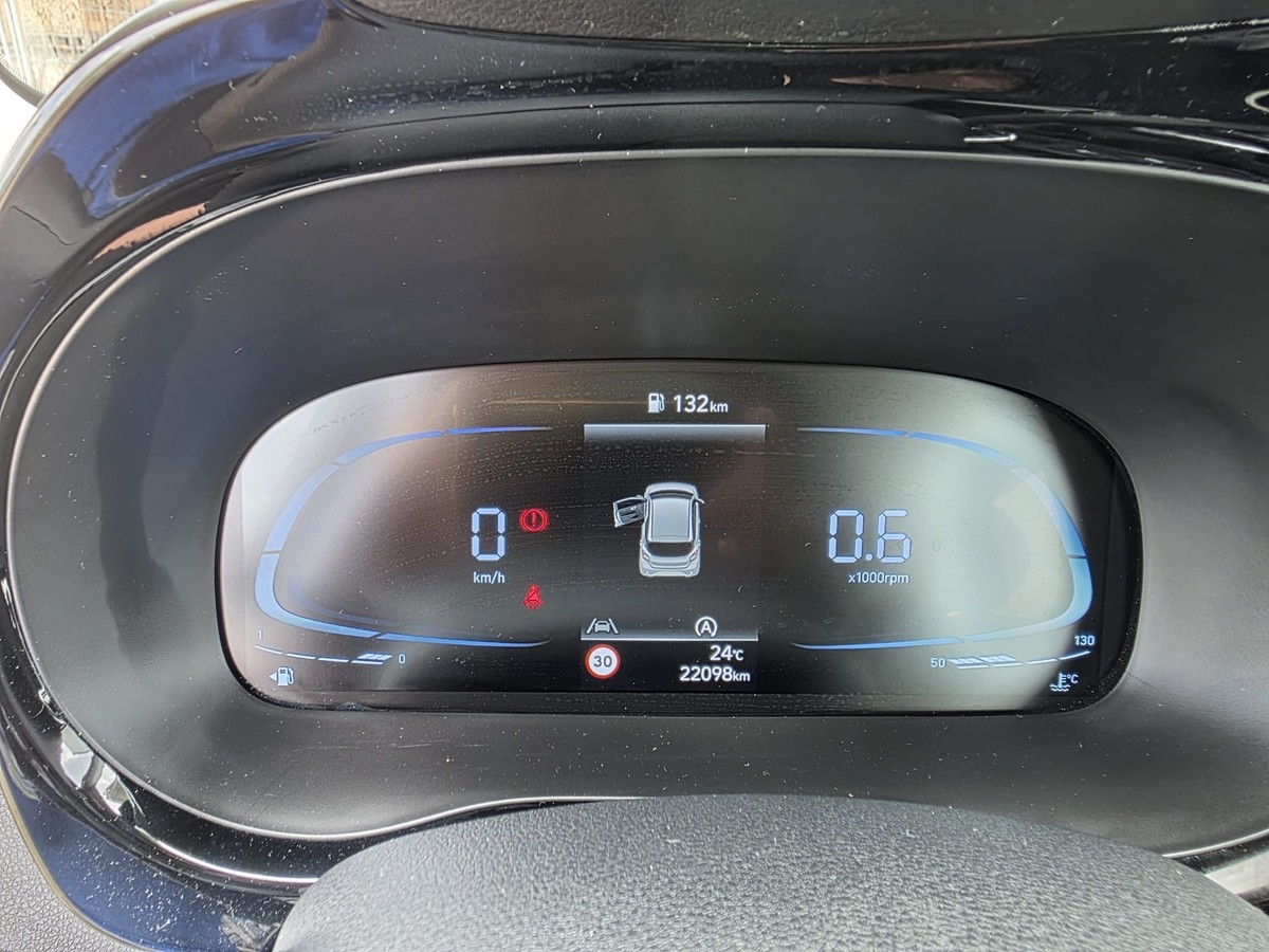 Hyundai i10 1.2 Trend/NAVI/RFC/TEMPO/SHZ+LHZ/CARPLAY/Werksgarantie