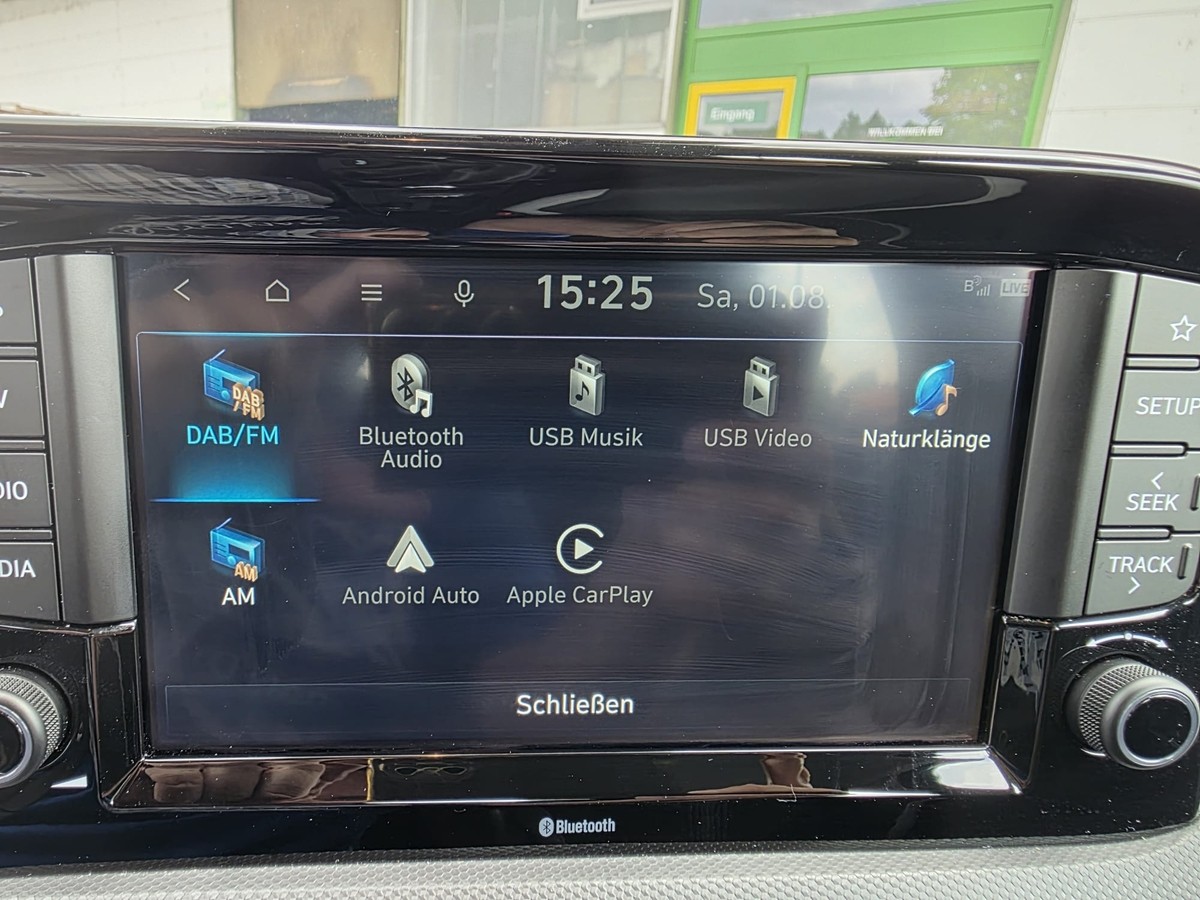 Hyundai i10 1.2 Trend/NAVI/RFC/TEMPO/SHZ+LHZ/CARPLAY/Werksgarantie
