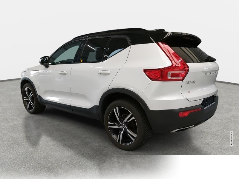Volvo XC40 T3 2WD R-Design LED GRA Winter LM