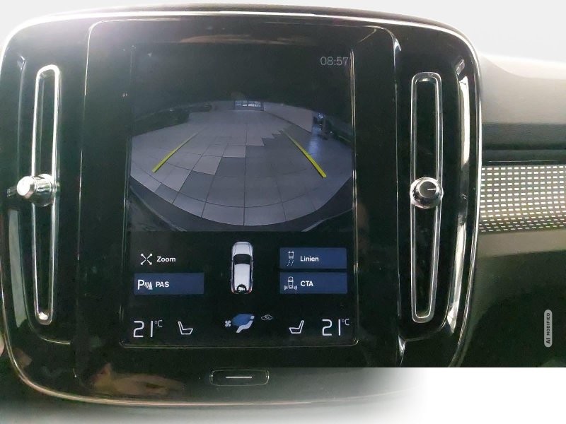 Volvo XC40 T3 2WD R-Design LED GRA Winter LM