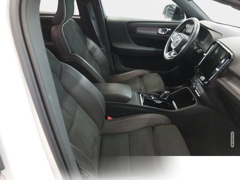 Volvo XC40 T3 2WD R-Design LED GRA Winter LM
