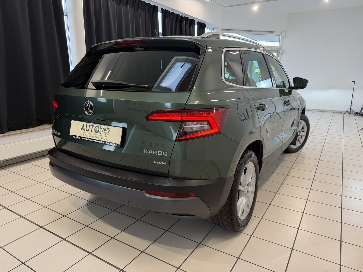 Skoda Karoq 2.0 TDI Style 4x4*AHK*Scheckheft*Allwetter*