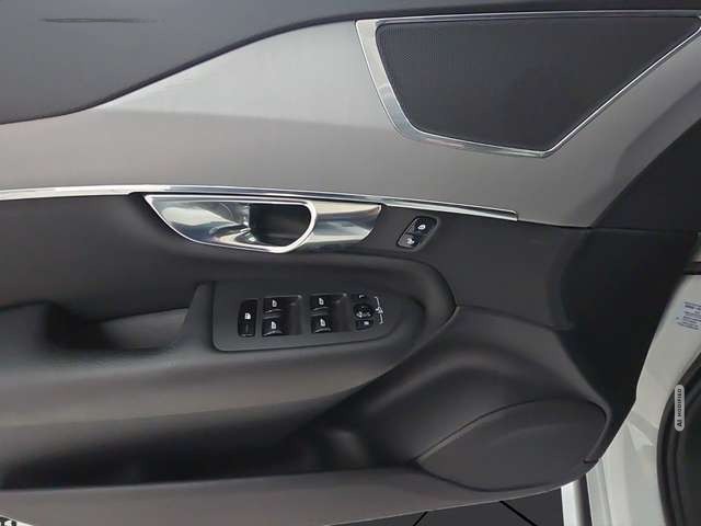 Volvo XC90 Momentum Pro AWD *Pano*HUD*ACC*LED*