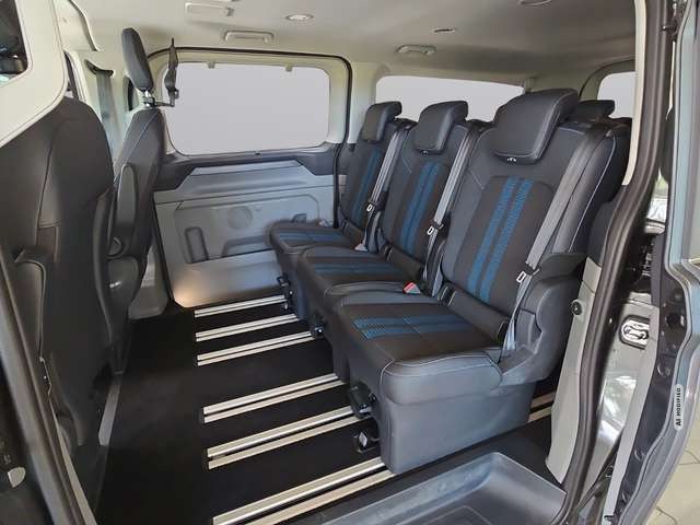Ford Tourneo Custom Bus 320 L2 Tourneo Sport *AHK