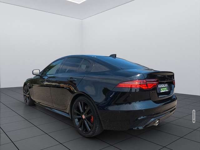 Jaguar XE P250 R-Dynamic Black *LED *RFK *PDC
