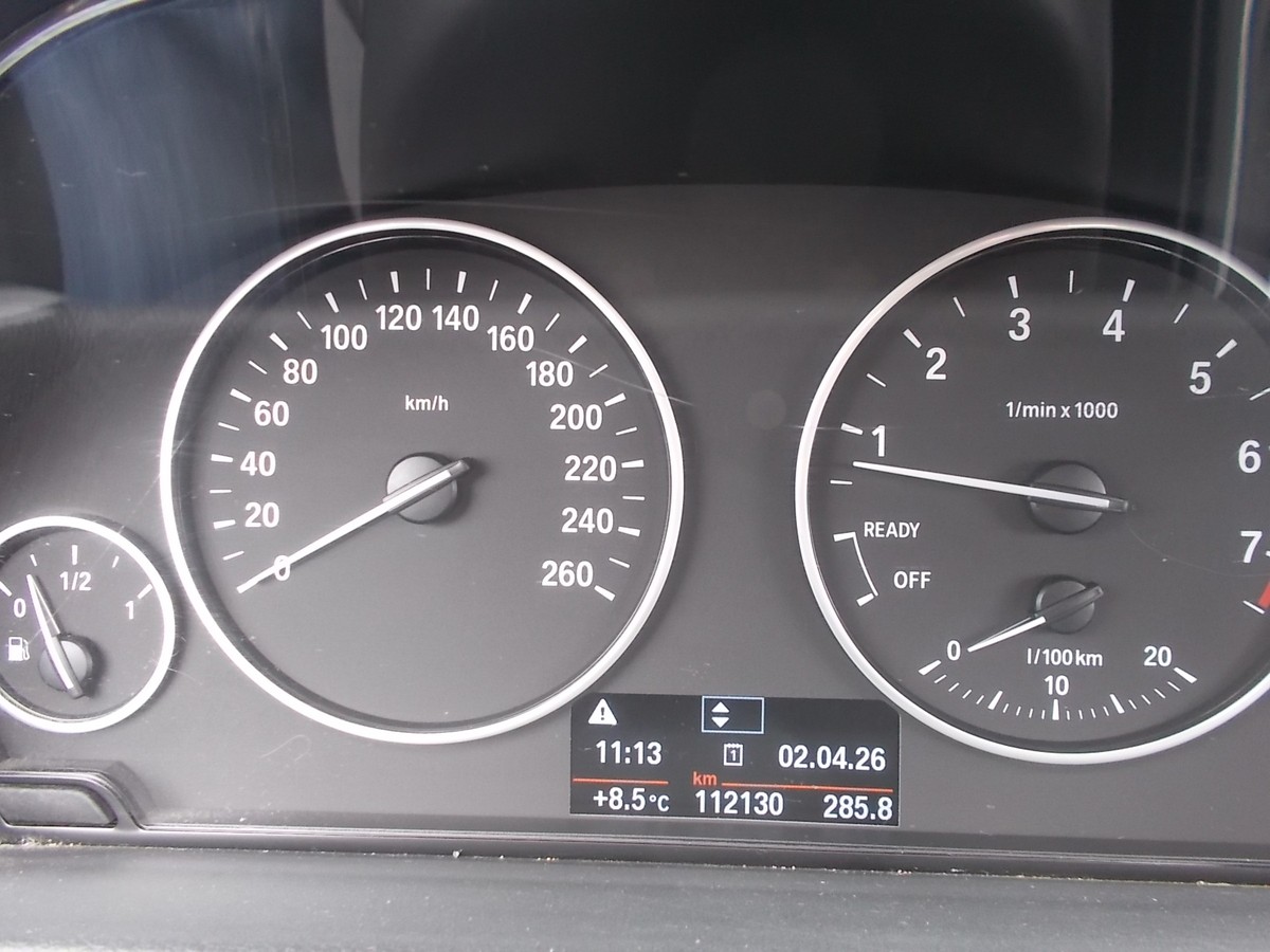 BMW 320i Comfort, AHK, PDC, 1.Hd.