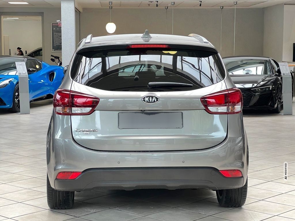 Kia Carens 1.6GDI DreamTeamEdition*SHZ*LRH*TPM*PDC*BTH*