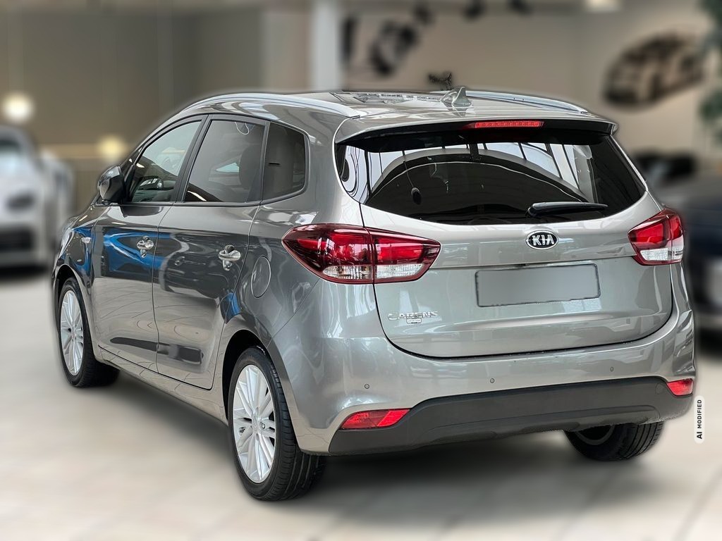 Kia Carens 1.6GDI DreamTeamEdition*SHZ*LRH*TPM*PDC*BTH*