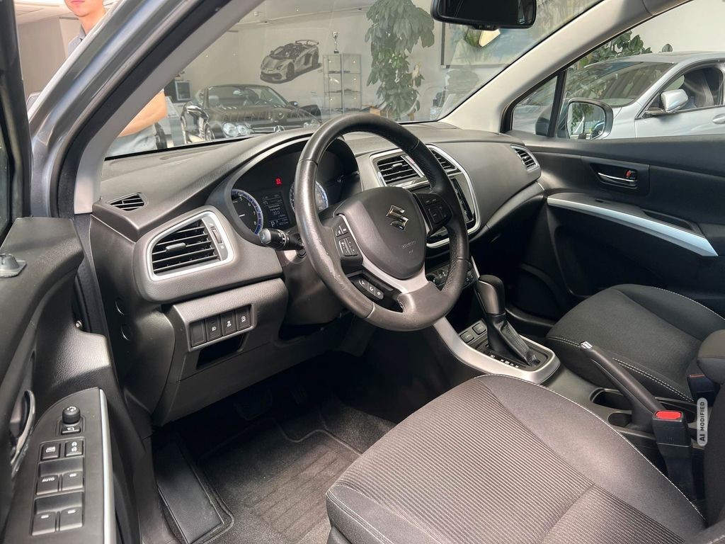 Suzuki SX4 S-Cross Club AUTOMATIK|KAMERA|SCHECKHEFT|SHZ
