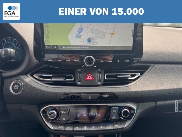 Hyundai i30 FL Kombi (MY25) 1.5 T-GDI (140 PS) 48V 7-DCT 2WD Advantage Plus-Paket
