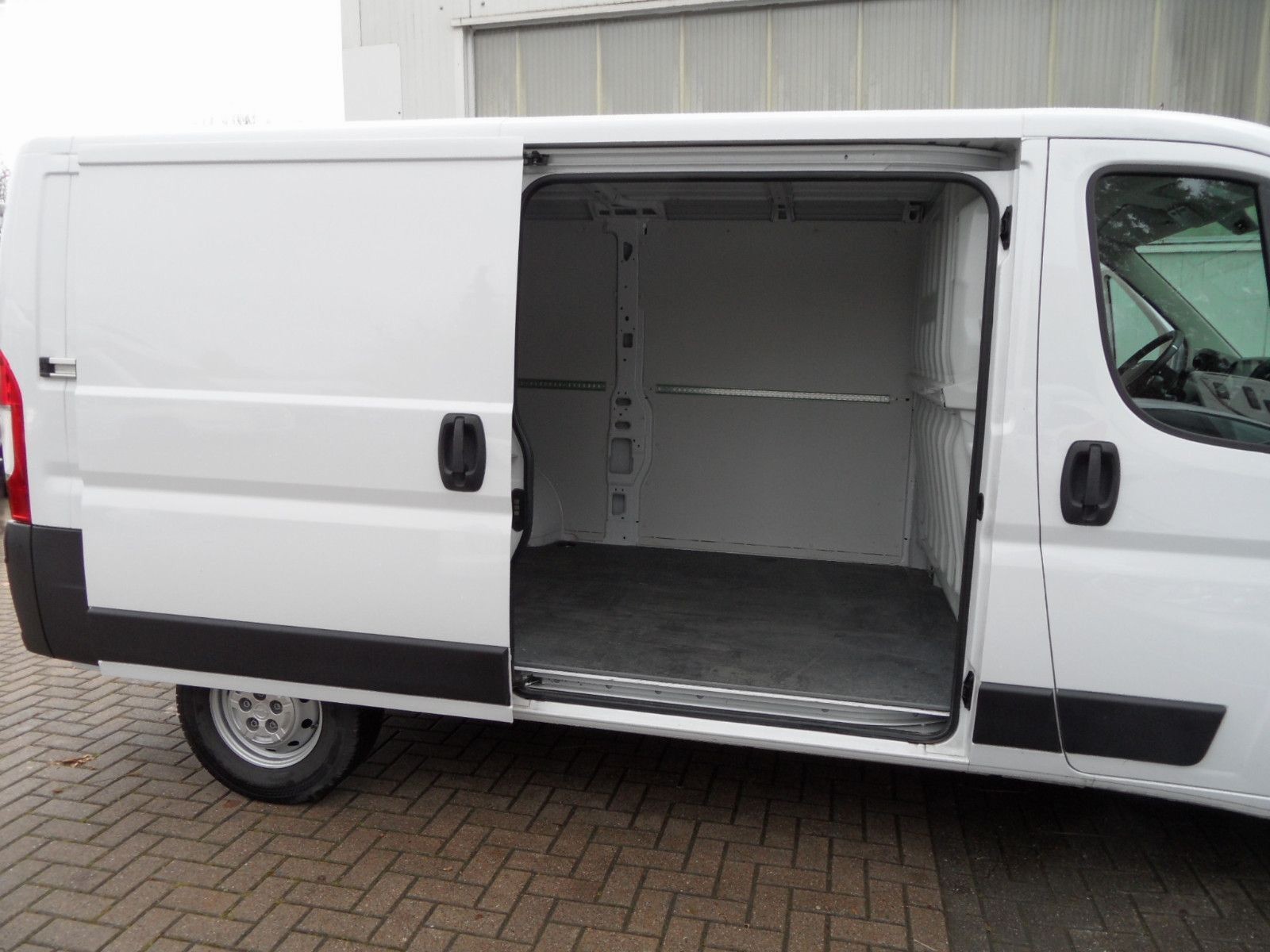 Opel Movano C Kasten L2H1 3,5t Edition+Navi+Kamera